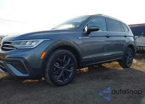 2022 Volkswagen Tiguan 2.0T Se z USA, uszkodzony, nr VIN 3VV2B7AX7NM019562